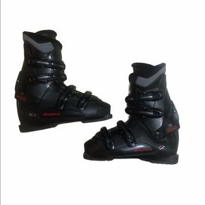 COPY - Nordica ski boots with walk mode